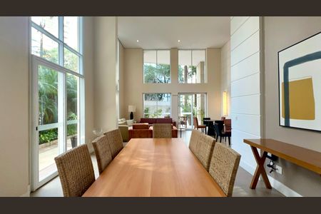Apartamento à venda com 165m², 2 quartos e 3 vagas Apartamento à venda com 165m², 2 quartos e 3 vagasSalão de Festas