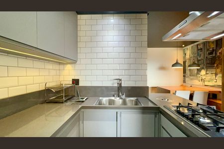 Apartamento à venda com 165m², 2 quartos e 3 vagas Apartamento à venda com 165m², 2 quartos e 3 vagasCozinha