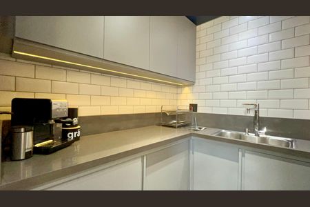 Apartamento à venda com 165m², 2 quartos e 3 vagas Apartamento à venda com 165m², 2 quartos e 3 vagasCozinha