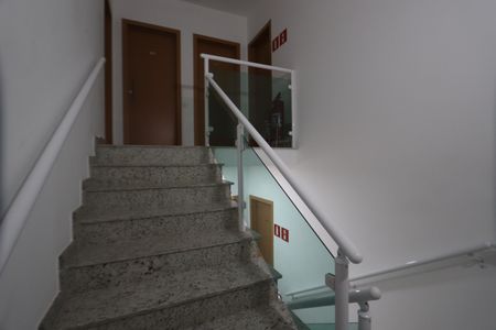 Apartamento à venda com 58m², 2 quartos e sem vagaEscadas
