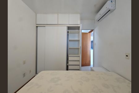 Apartamento para alugar com 54m², 1 quarto e 1 vagaQuarto armarios