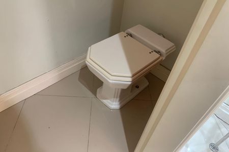 Apartamento para alugar com 200m², 2 quartos e 2 vagasLavabo