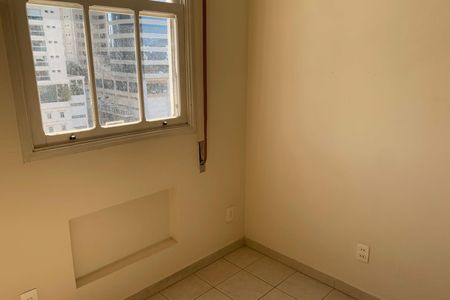 Apartamento para alugar com 200m², 2 quartos e 2 vagasQuarto de Serviço