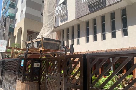 Apartamento para alugar com 200m², 2 quartos e 2 vagasFachada