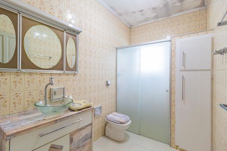 Casa à venda com 157m², 2 quartos e 2 vagas Casa à venda com 157m², 2 quartos e 2 vagasBanheiro Social