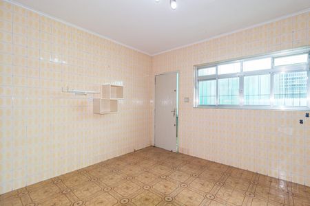 Casa à venda com 157m², 2 quartos e 2 vagas Casa à venda com 157m², 2 quartos e 2 vagasCozinha
