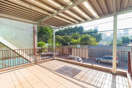 Casa à venda com 157m², 2 quartos e 2 vagas Casa à venda com 157m², 2 quartos e 2 vagasÁrea Externa