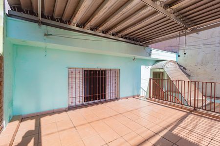 Casa à venda com 157m², 2 quartos e 2 vagas Casa à venda com 157m², 2 quartos e 2 vagasÁrea Externa