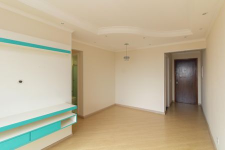 Sala de apartamento para alugar com 3 quartos, 60m² em Cidade Líder, São Paulo