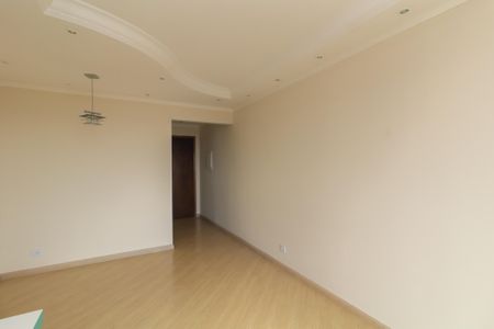 Sala de apartamento para alugar com 3 quartos, 60m² em Cidade Líder, São Paulo
