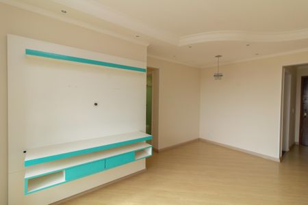 Sala de apartamento para alugar com 3 quartos, 60m² em Cidade Líder, São Paulo