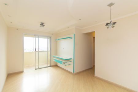 Sala de apartamento para alugar com 3 quartos, 60m² em Cidade Líder, São Paulo