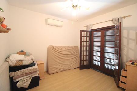 Casa para alugar com 367m², 5 quartos e 4 vagasSuíte 3