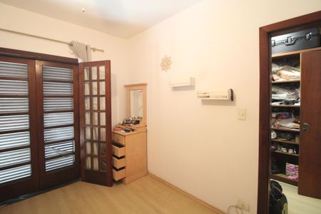 Casa para alugar com 367m², 5 quartos e 4 vagasSuíte 3