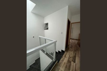 Casa à venda com 3 quartos, 100m² em Parque Tomas Saraiva, São Paulo