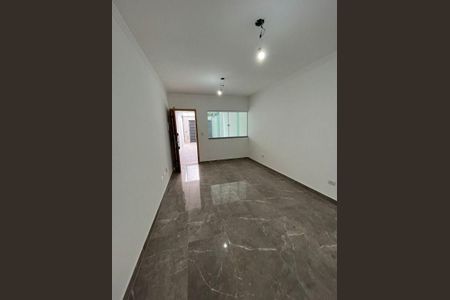 Casa à venda com 3 quartos, 100m² em Parque Tomas Saraiva, São Paulo