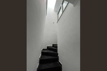 Casa à venda com 100m², 3 quartos e 2 vagas
