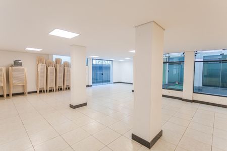 Apartamento para alugar com 65m², 2 quartos e 1 vagaÁrea comum - Salão de festas
