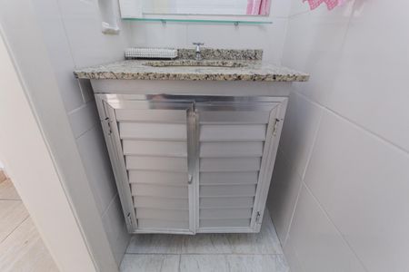 Apartamento para alugar com 65m², 2 quartos e 1 vagaArmário do Lavabo 
