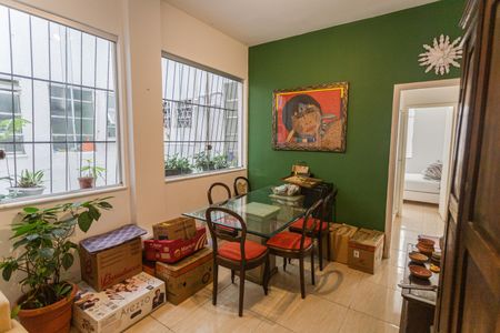 Sala de apartamento para alugar com 2 quartos, 65m² em Carmo, Belo Horizonte