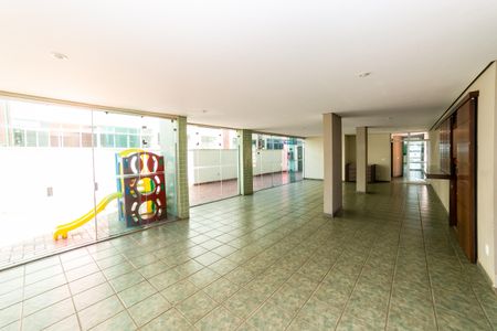 Apartamento à venda com 230m², 4 quartos e 2 vagasÁrea comum - Salão de festas