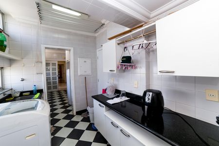 Apartamento à venda com 230m², 4 quartos e 2 vagasÁrea de Serviço
