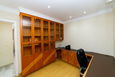 Apartamento à venda com 230m², 4 quartos e 2 vagasQuarto 3