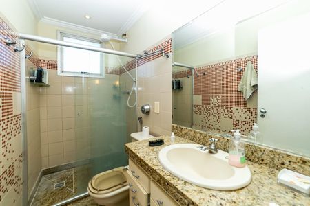 Apartamento à venda com 230m², 4 quartos e 2 vagasBanheiro da Suíte