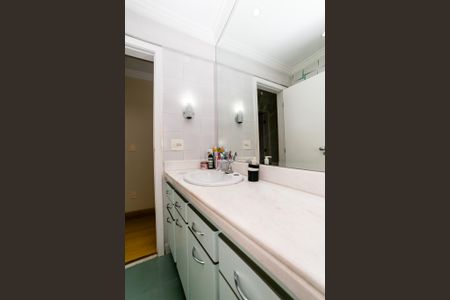 Apartamento à venda com 230m², 4 quartos e 2 vagasBanheiro Social