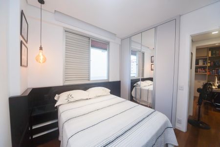 Apartamento à venda com 310m², 3 quartos e 3 vagas Apartamento à venda com 310m², 3 quartos e 3 vagasquarto 1
