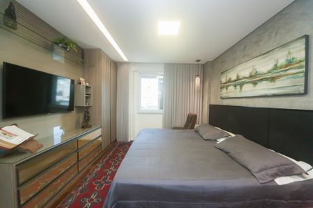 Apartamento à venda com 310m², 3 quartos e 3 vagas Apartamento à venda com 310m², 3 quartos e 3 vagassuite