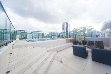 Apartamento à venda com 310m², 3 quartos e 3 vagas Apartamento à venda com 310m², 3 quartos e 3 vagasarea externa - cobertura