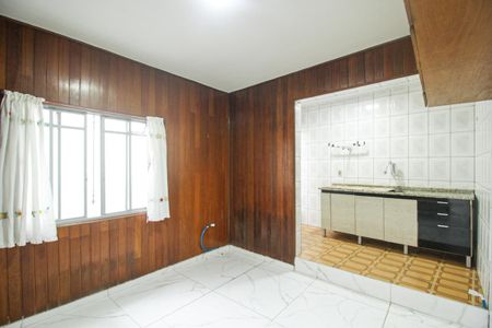 Casa para alugar com 120m², 2 quartos e 2 vagas Casa para alugar com 120m², 2 quartos e 2 vagasCozinha