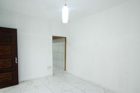 Casa para alugar com 120m², 2 quartos e 2 vagas Casa para alugar com 120m², 2 quartos e 2 vagasSala