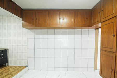 Casa para alugar com 120m², 2 quartos e 2 vagas Casa para alugar com 120m², 2 quartos e 2 vagasCozinha
