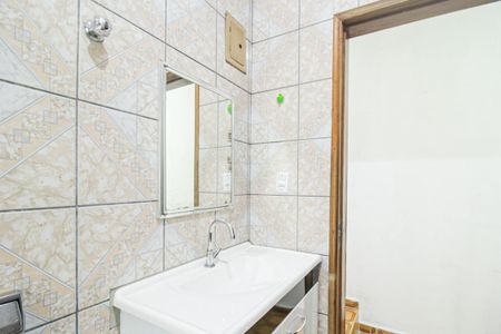 Casa para alugar com 120m², 2 quartos e 2 vagas Casa para alugar com 120m², 2 quartos e 2 vagasBanheiro