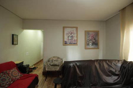Sala de casa para alugar com 4 quartos, 120m² em Vila Jaguari, São Paulo