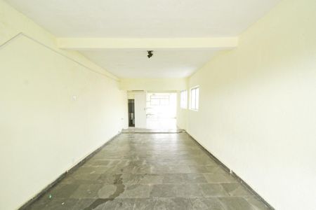 Casa para alugar com 120m², 2 quartos e 2 vagas Casa para alugar com 120m², 2 quartos e 2 vagasÁrea comum