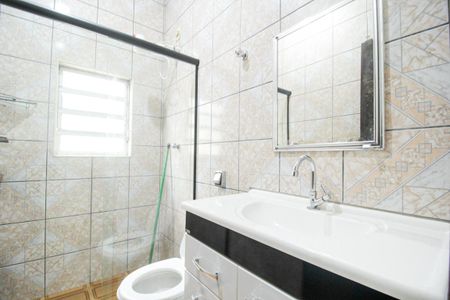 Casa para alugar com 120m², 2 quartos e 2 vagas Casa para alugar com 120m², 2 quartos e 2 vagasBanheiro
