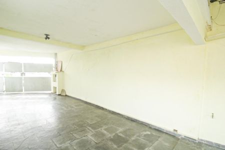 Casa para alugar com 120m², 2 quartos e 2 vagas Casa para alugar com 120m², 2 quartos e 2 vagasSalão de Festas