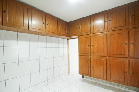 Casa para alugar com 120m², 2 quartos e 2 vagas Casa para alugar com 120m², 2 quartos e 2 vagasCozinha
