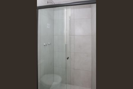 Banheiro de apartamento para alugar com 1 quarto, 35m² em Várzea da Barra Funda, São Paulo