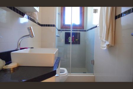 Apartamento à venda com 229m², 3 quartos e 2 vagasBanheiro 2 