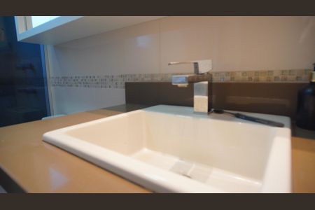 Apartamento à venda com 229m², 3 quartos e 2 vagasBanheiro suite 