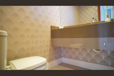 Apartamento à venda com 229m², 3 quartos e 2 vagasBanheiro 3
