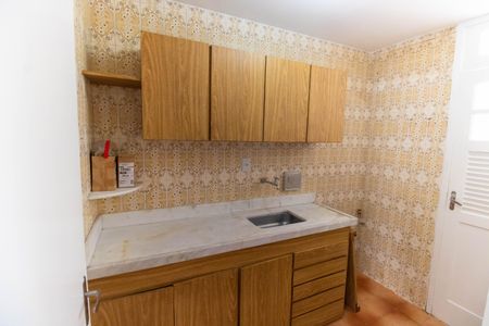 Apartamento para alugar com 69m², 2 quartos e 1 vagaCozinha