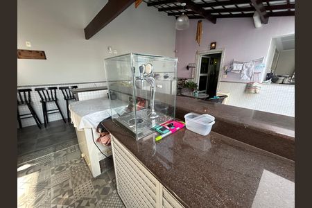 Casa de condomínio à venda com 400m², 4 quartos e 5 vagasEspaço Gourmet