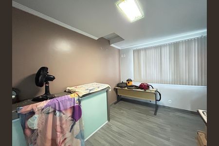 Casa de condomínio à venda com 400m², 4 quartos e 5 vagasQuarto 2