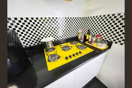 Casa de condomínio à venda com 400m², 4 quartos e 5 vagasCozinha