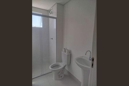 Banheiro de apartamento para alugar com 2 quartos, 48m² em Cidade Satélite Íris, Campinas